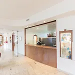 Ξενοδοχείο La Baia 3*