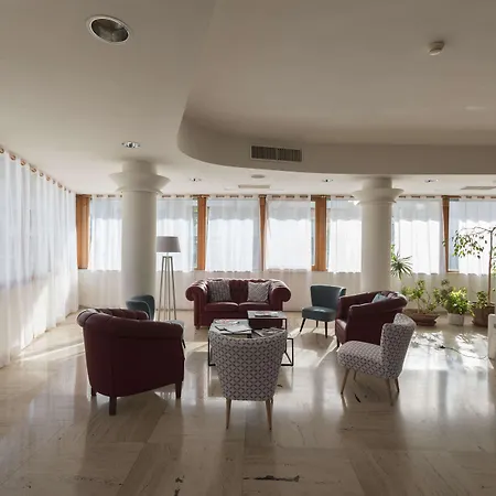 Western La Baia Hotel 3*