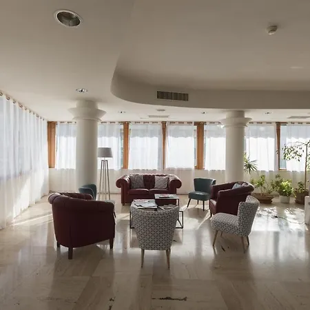 Hotel La Baia 3*