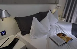 Hotell La Baia 3*