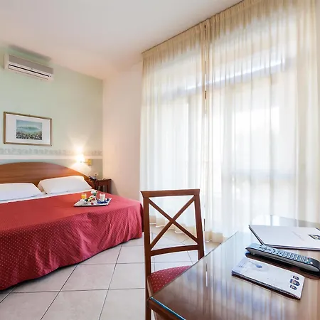 Western La Baia Hotel Bari