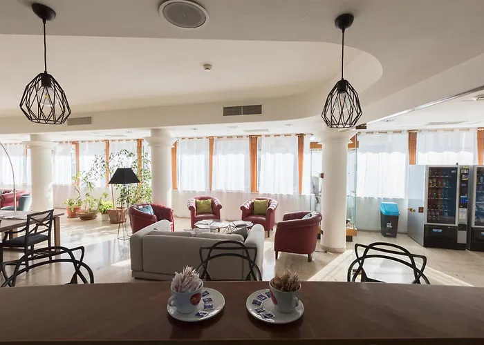 La Baia Hotel 3*