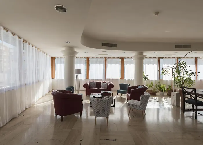 La Baia Hotel 3*